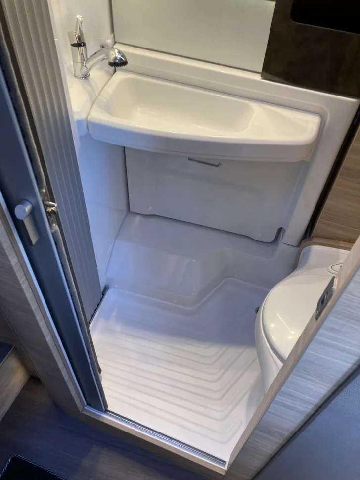 Fahrzeugbild Knaus VAN TI PLUS 650 MEG PLAT.SEL. Allrad #22