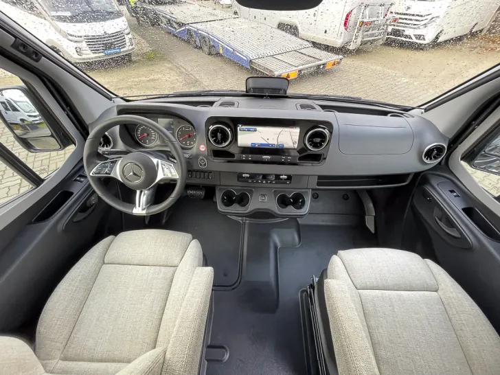 Fahrzeugbild Hymer Grand Canyon S 600 *Allrad*Autarkie*Combi6DE* #13