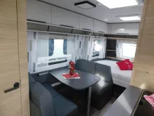 Fahrzeugbild Fendt Apero 495 SKM MJ26 ! TV-Halter,2T-Achse,45L Tank #9