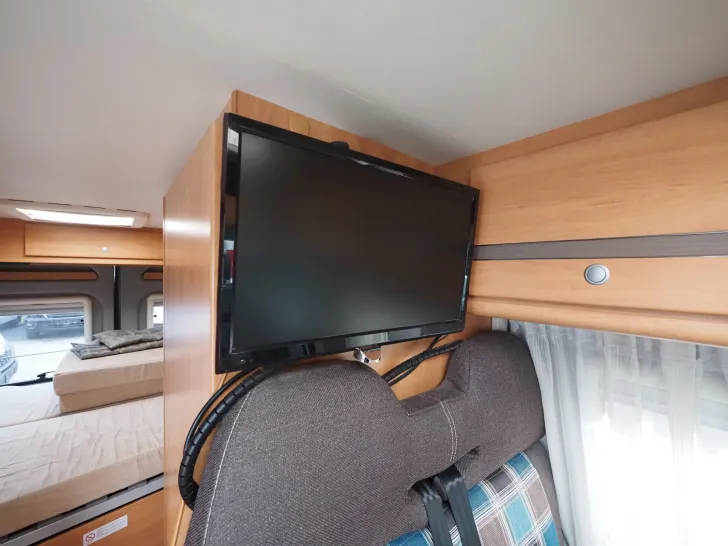 Fahrzeugbild Pössl 2 Win, TV, Solar, Markise, Kamera, uvm. ! #10