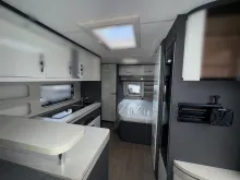 Fahrzeugbild Hobby Excellent 560 CFe Auflastung 2.000kg #8