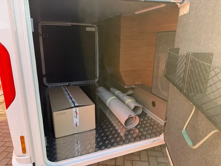 Fahrzeugbild Carthago chic c-line T 4.9 LE #7