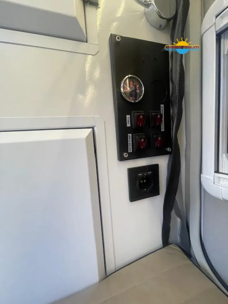 Fahrzeugbild Camppass CR 400 *OFFROAD* #14