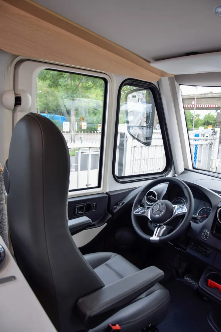 Fahrzeugbild Hymer B-MC I 680 *BlackLine*Premium*Arktispaket* #8