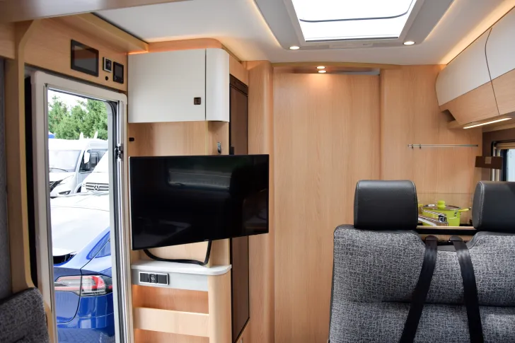 Fahrzeugbild Hymer B-MC I 680 *BlackLine*Premium*Arktispaket* #15