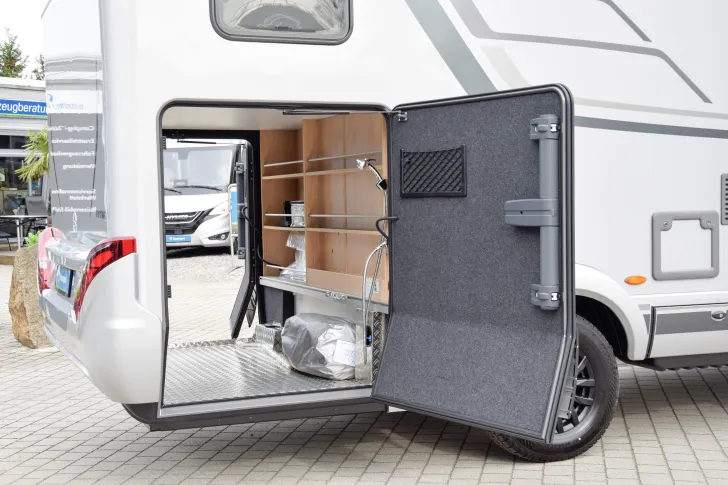 Fahrzeugbild Hymer B-MC I 680 *BlackLine*Premium*Arktispaket* #35