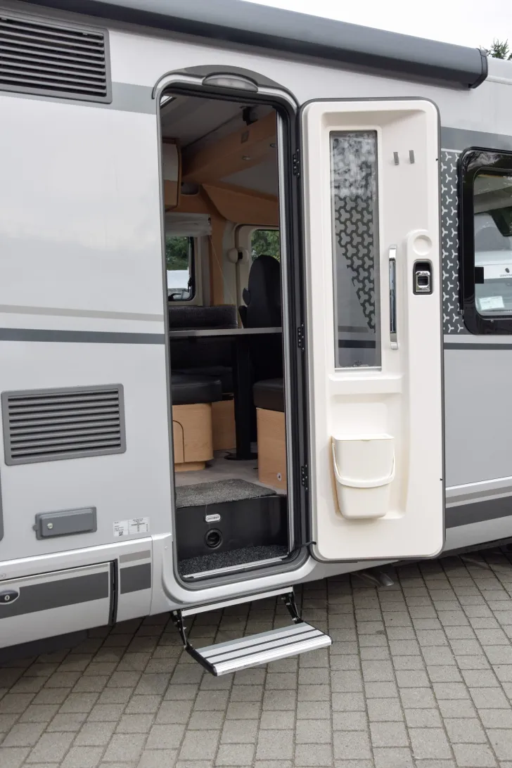 Fahrzeugbild Hymer B-MC I 680 *BlackLine*Premium*Arktispaket* #41