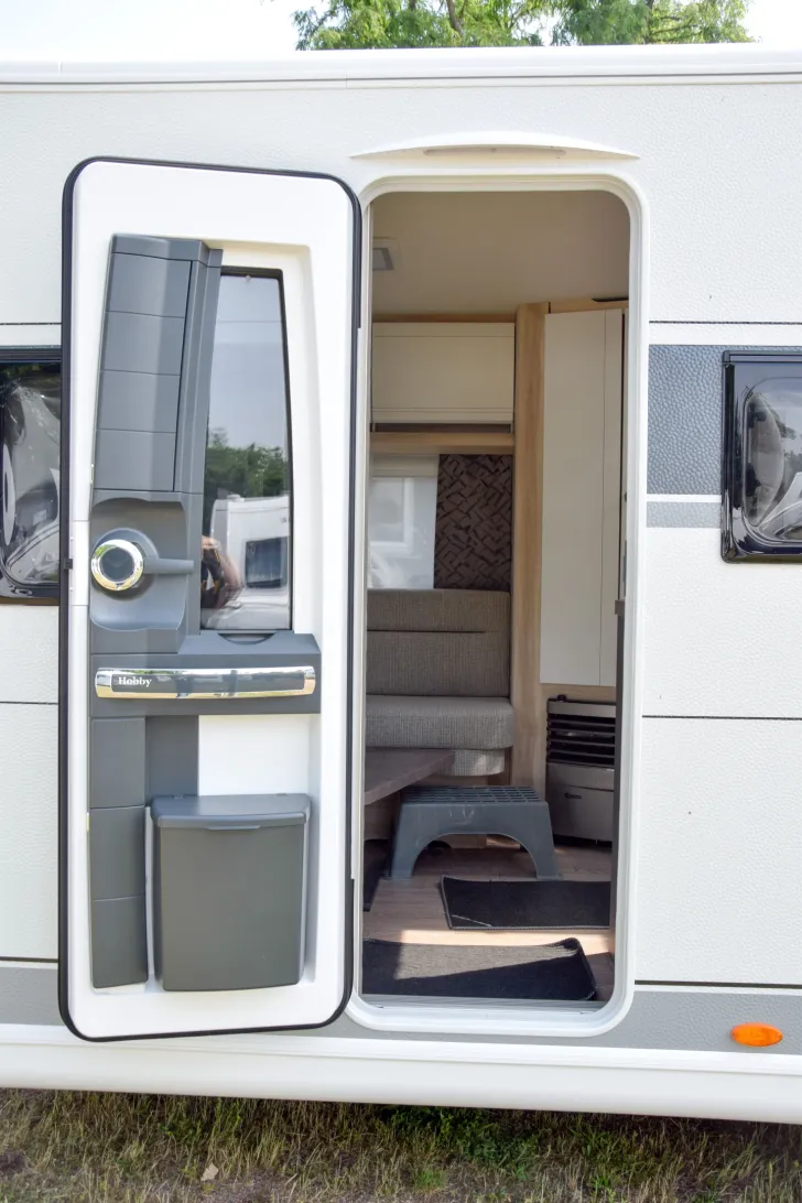 Fahrzeugbild Hobby De Luxe 495 UL #9