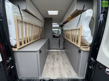Fahrzeugbild LMC Innovan 640 Einzelbetten Schwarz Markise #24