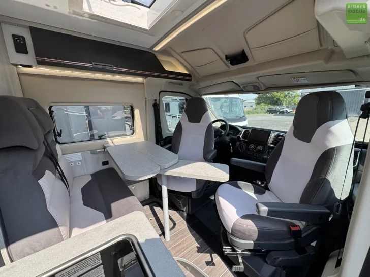 Fahrzeugbild Roller Team Livingstone Advance 6 XL Längshubbett 5,99m #10