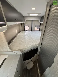 Fahrzeugbild Roller Team Livingstone Advance 6 XL Längshubbett 5,99m #17