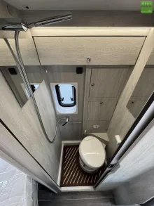 Fahrzeugbild Roller Team Livingstone Advance 6 XL Längshubbett 5,99m #18