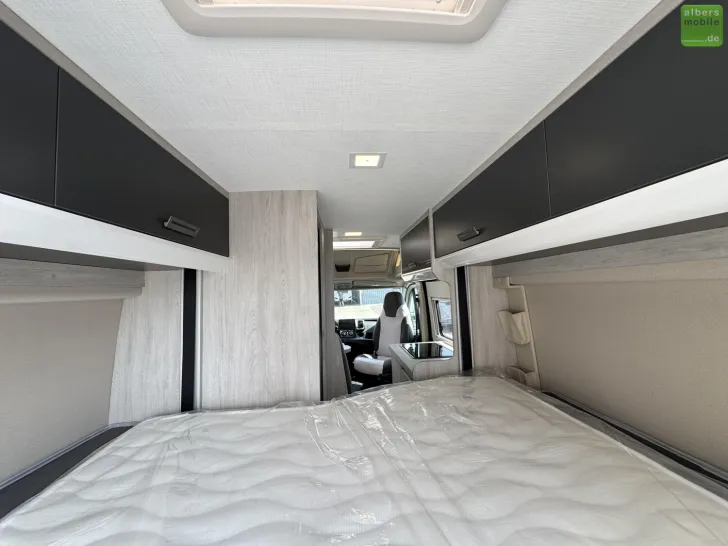 Fahrzeugbild Roller Team Livingstone Advance 6 XL Längshubbett 5,99m #23