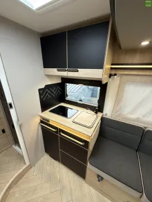 Fahrzeugbild Challenger Teilintegriert Graphite Edition 250 Arctic 2026 #12