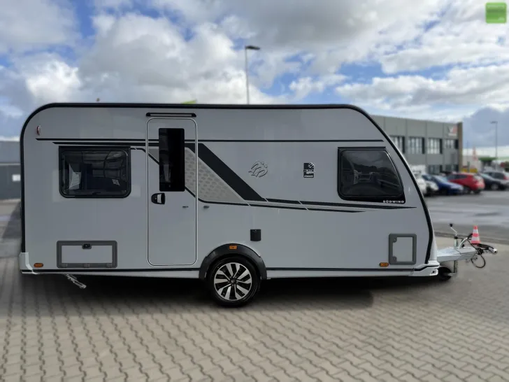Fahrzeugbild Knaus Südwind BLACK SELECTION 450 FU 1700kg 2026 #4