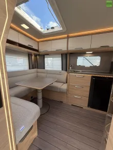 Fahrzeugbild Knaus Südwind BLACK SELECTION 450 FU 1700kg 2026 #9