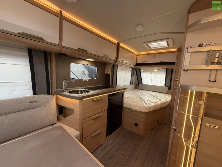 Fahrzeugbild Knaus Südwind BLACK SELECTION 450 FU 1700kg 2026 #12