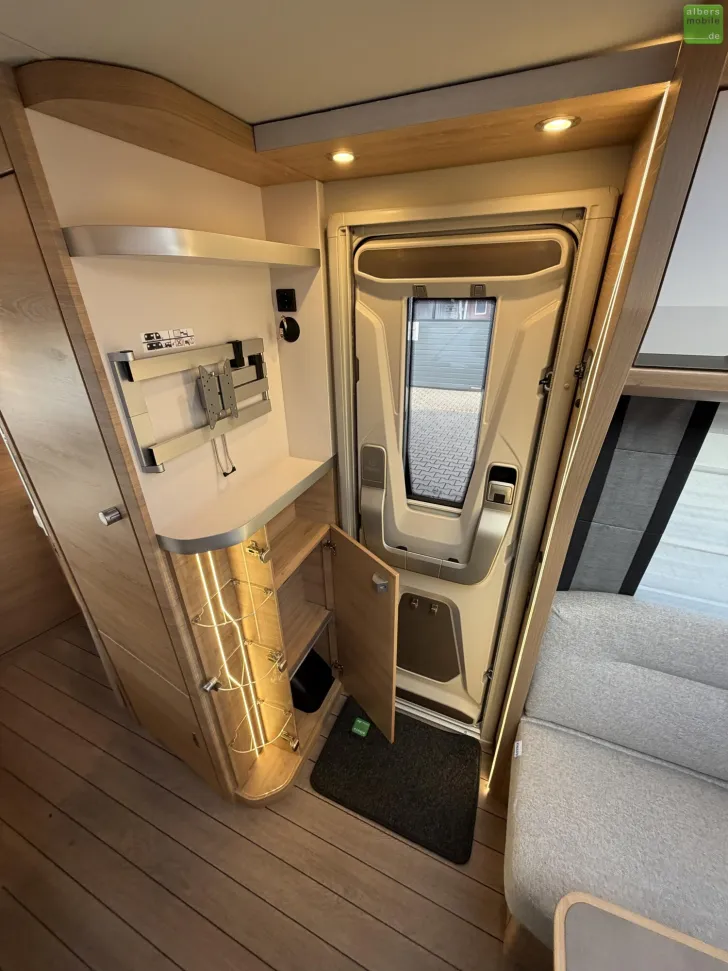 Fahrzeugbild Knaus Südwind BLACK SELECTION 450 FU 1700kg 2026 #15