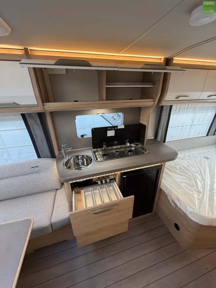 Fahrzeugbild Knaus Südwind BLACK SELECTION 450 FU 1700kg 2026 #17