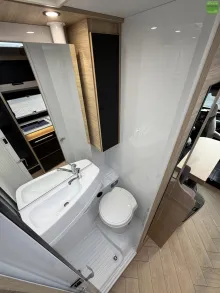 Fahrzeugbild Challenger Teilintegriert Graphite Edition 287 Arctic 2026 #16