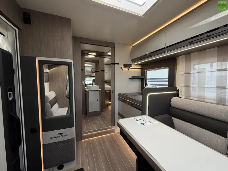 Fahrzeugbild Roller Team Zefiro 266 P 2xLithium 400W Solar 4100 kg 2026 #12