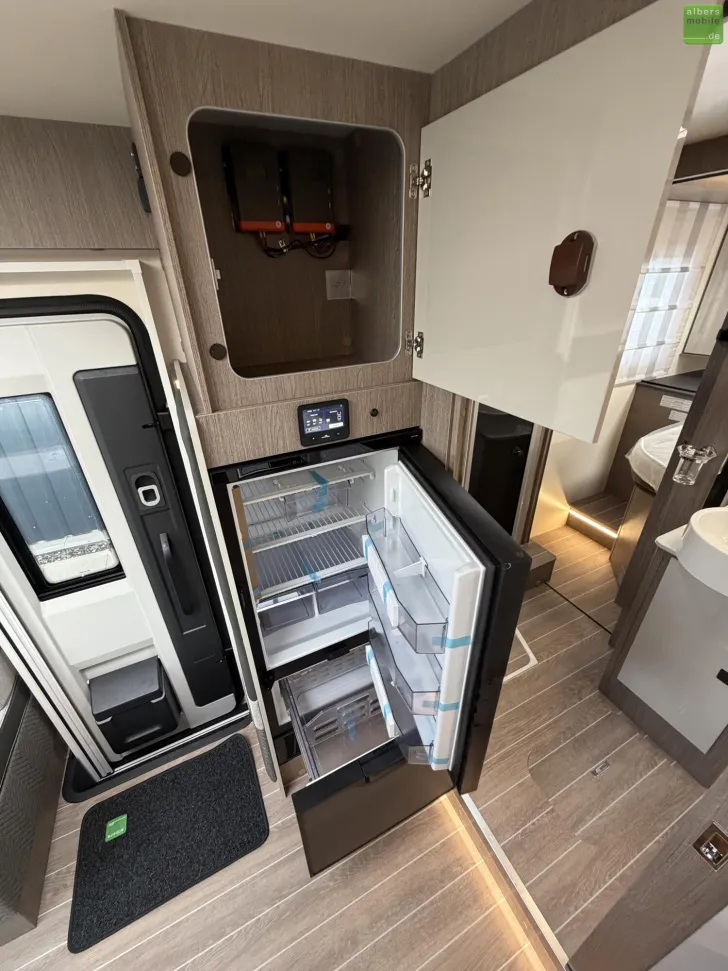 Fahrzeugbild Roller Team Zefiro 266 P 2xLithium 400W Solar 4100 kg 2026 #15