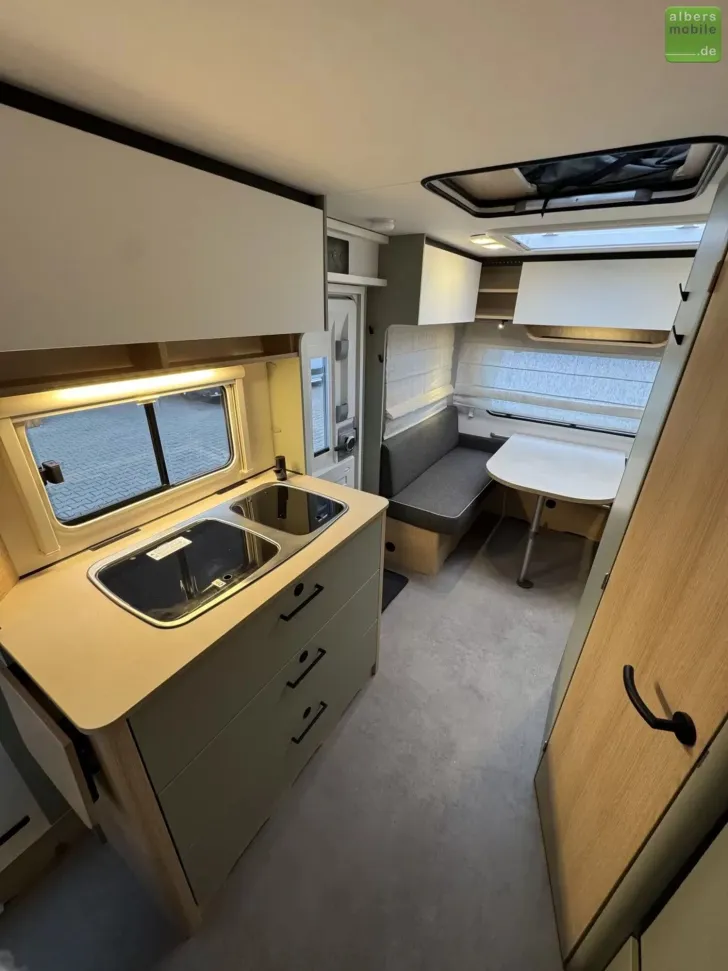 Fahrzeugbild LMC Style 450 D Queensbett Aufstelldach 1800kg #22
