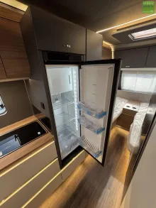 Fahrzeugbild Knaus Azur 500 EU 2000kg - Jetzt 7.209 Euro sparen! #17