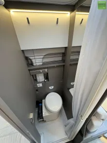 Fahrzeugbild LMC Innovan 592 Einzelbetten Automatik AHK #19