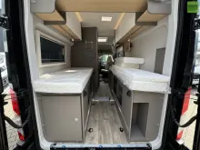 Fahrzeugbild LMC Innovan 592 Einzelbetten Automatik AHK #27