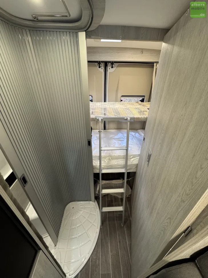 Fahrzeugbild Roller Team Livingstone 7 Active 5-Sitzplätze Winter Paket #18