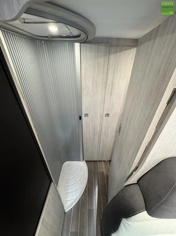 Fahrzeugbild Roller Team Livingstone 7 Active 5-Sitzplätze Winter Paket #20