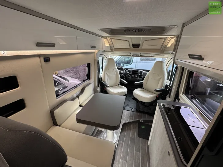 Fahrzeugbild Roller Team Livingstone 7 Active 5-Sitzplätze Winter Paket #25