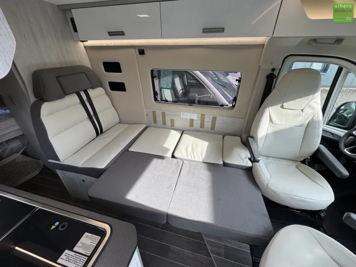 Fahrzeugbild Roller Team Livingstone 7 Active 5-Sitzplätze Winter Paket #27