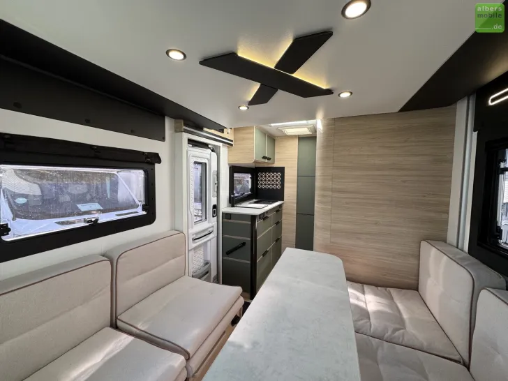 Fahrzeugbild Challenger X Open Edition X250 Automatik Markise Solar #11