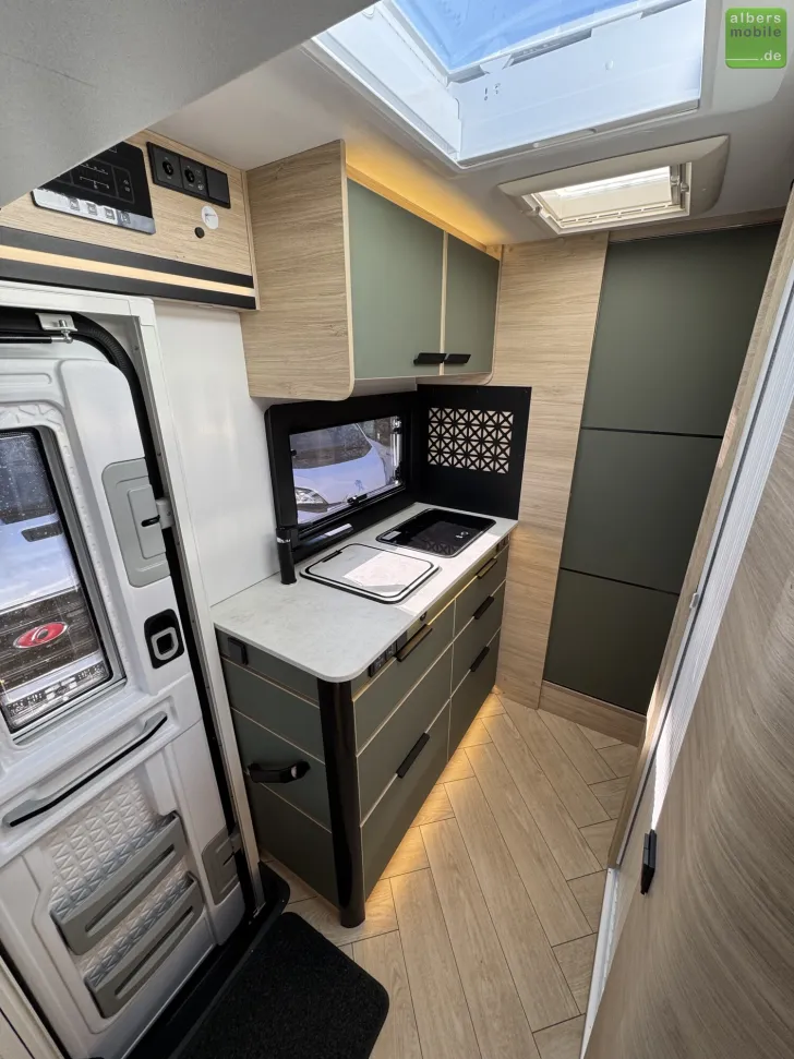 Fahrzeugbild Challenger X Open Edition X250 Automatik Markise Solar #13