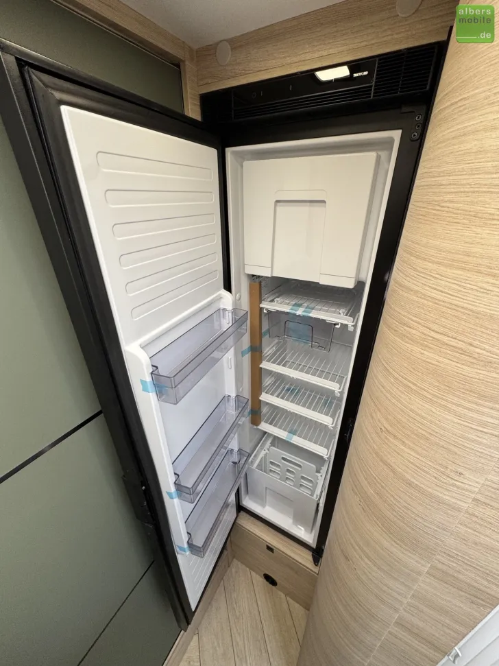 Fahrzeugbild Challenger X Open Edition X250 Automatik Markise Solar #15