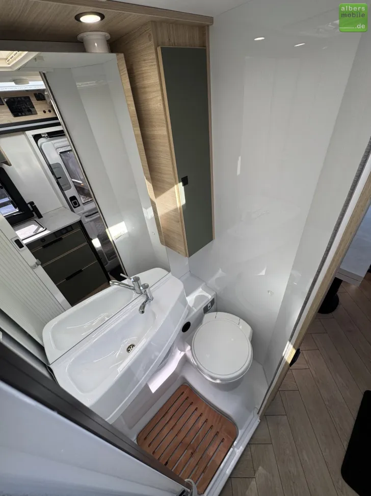 Fahrzeugbild Challenger X Open Edition X250 Automatik Markise Solar #17