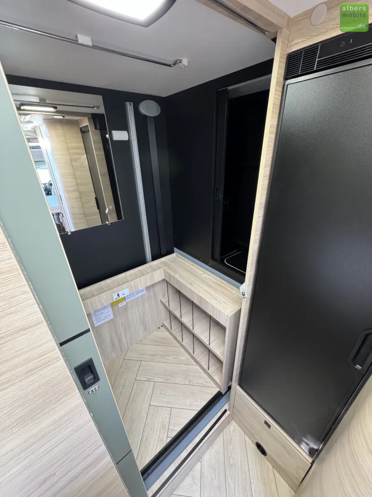 Fahrzeugbild Challenger X Open Edition X250 Automatik Markise Solar #19