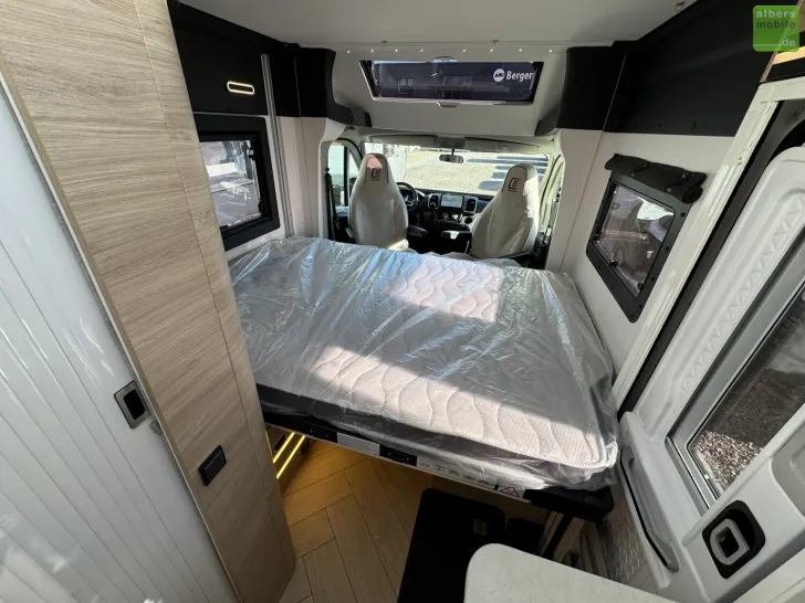 Fahrzeugbild Challenger X Open Edition X250 Automatik Markise Solar #23