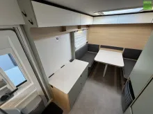 Fahrzeugbild LMC Style 400 F 1500kg Klappbett Bugküche #13