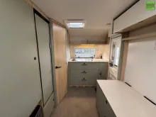 Fahrzeugbild LMC Style 400 F 1500kg Klappbett Bugküche #20