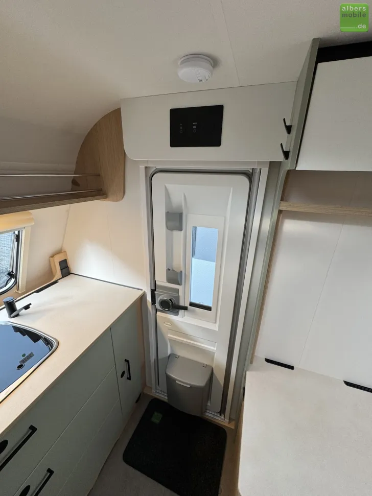 Fahrzeugbild LMC Style 400 F 1500kg Klappbett Bugküche #21