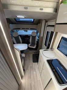 Fahrzeugbild Roller Team Kronos Fit 281 TL Design Winter Navi ACC 2026 #22