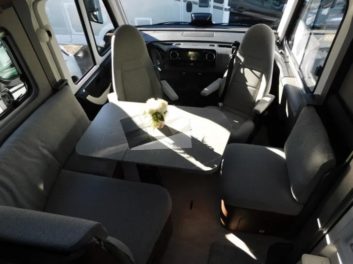 Fahrzeugbild Hymer B-Klasse MC I 680 Arktis+Lithiumpaket, Solar, TV #6