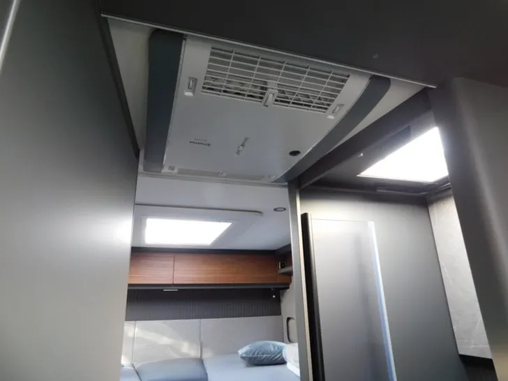 Fahrzeugbild Hymer B-Klasse MC I 680 Arktis+Lithiumpaket, Solar, TV #18