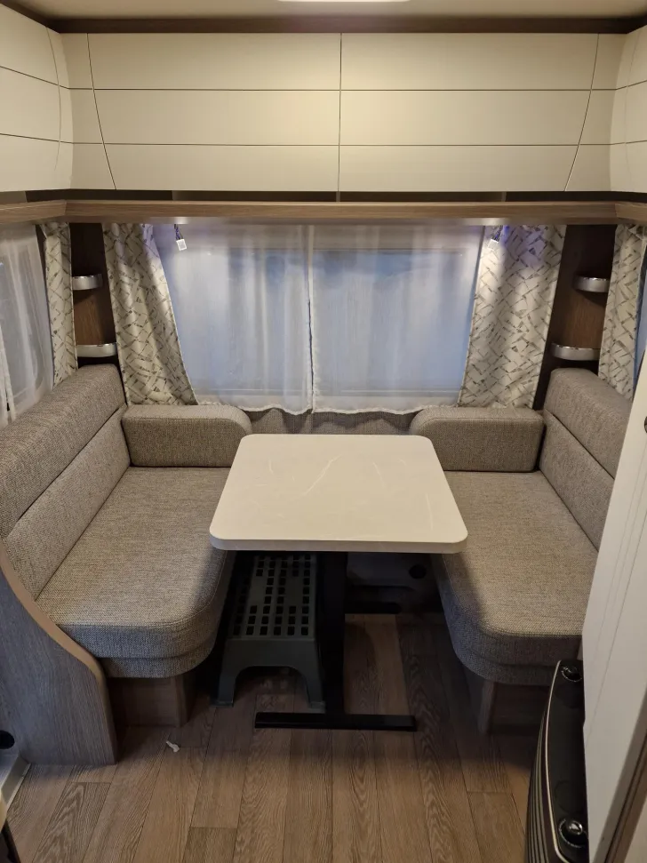 Fahrzeugbild Hobby OnTour 460 DL - stark Reduziert- Vorzelt #3