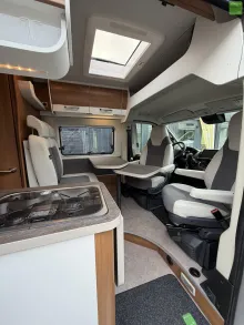 Fahrzeugbild VanTourer 600 D - Hubbett Markise AHK 165 PS #8