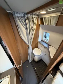 Fahrzeugbild VanTourer 600 D - Hubbett Markise AHK 165 PS #18