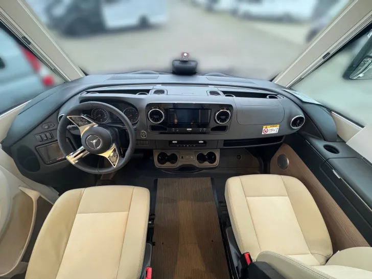 Fahrzeugbild Carthago C1-tourer I 149 RB-LE comfort 4.2t Edition+ *MB*Autom.*170PS*4,2t. #6